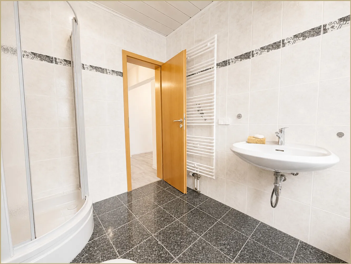 3 Zimmer Wohnung mit 75 m² in Essen – Bild 3