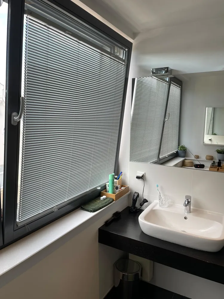 2 Zimmer Wohnung mit 92 m² in Düsseldorf – Bild 11