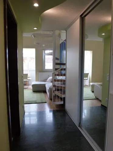 4 Zimmer Wohnung mit 118 m² in München – Bild 6