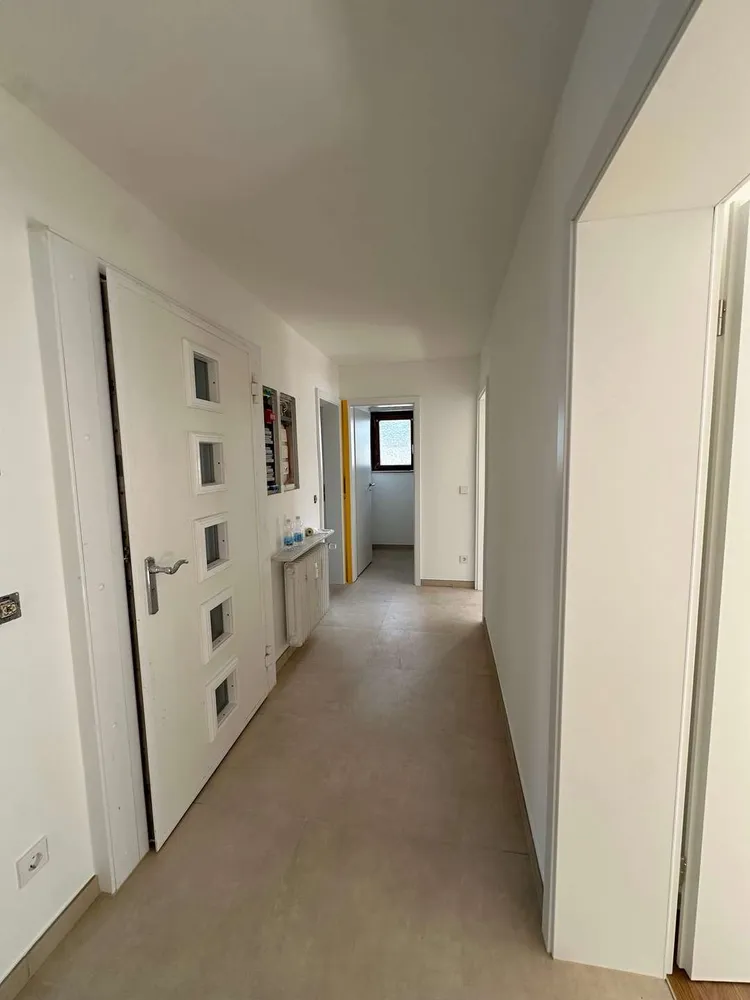 3 Zimmer Wohnung mit 105 m² in Karlsruhe – Bild 1