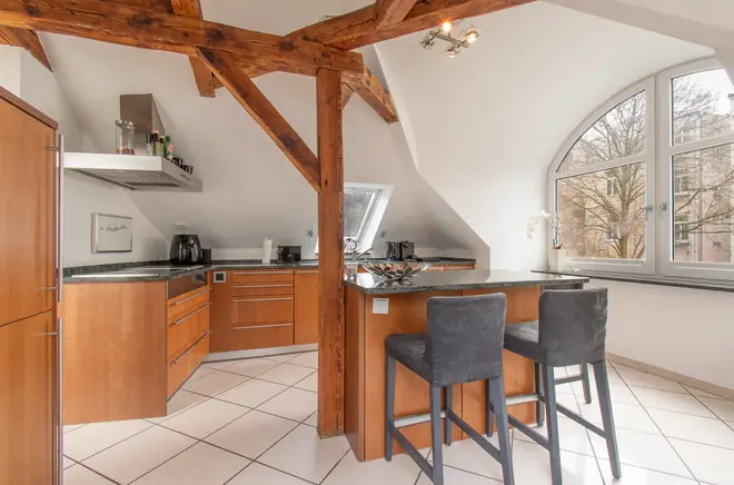 4 Zimmer Wohnung mit 135 m² in Hamburg – Bild 8