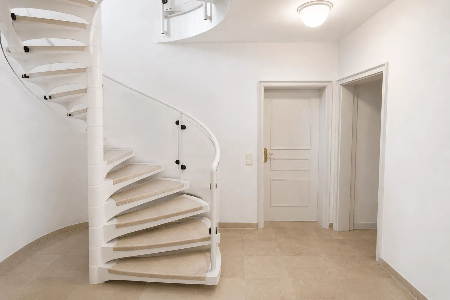3 Zimmer Wohnung mit 160 m² in Frankfurt am Main – Bild 12