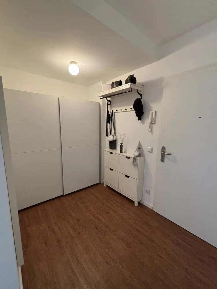 2 Zimmer Wohnung mit 59 m² in Düsseldorf – Bild 2
