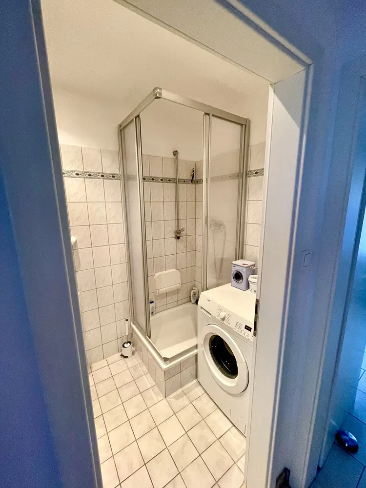 2 room apartment with 50 m² in Essen – Photo 6