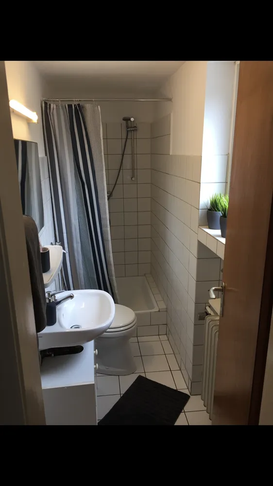 1 Zimmer Wohnung mit 32 m² in Köln – Bild 7