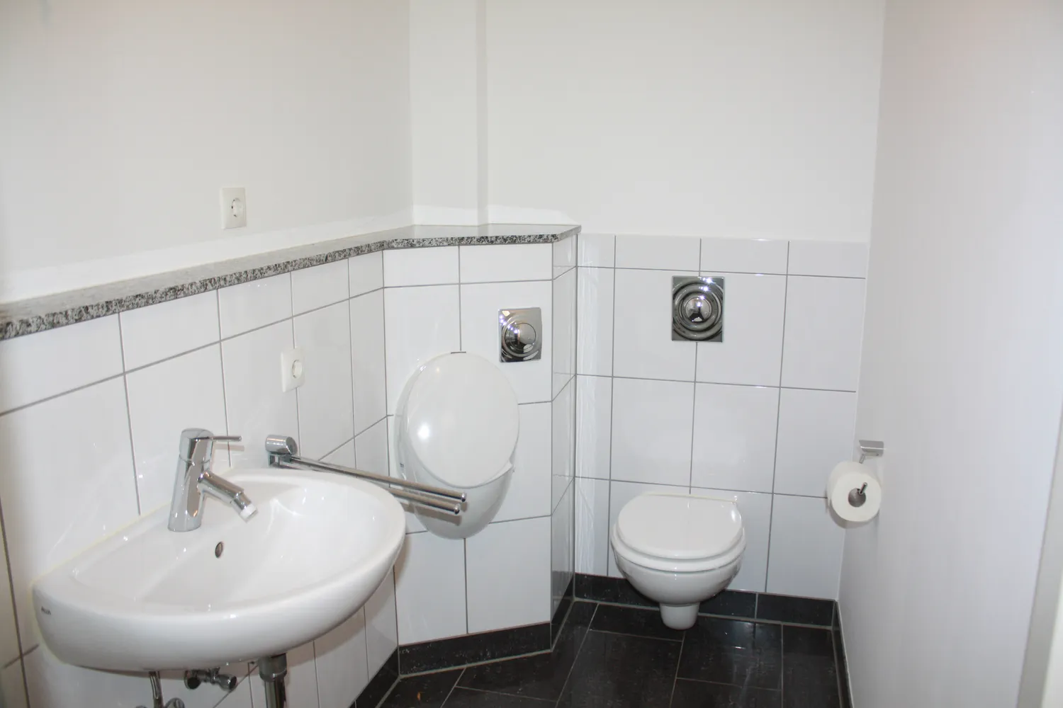 3 Zimmer Wohnung mit 110 m² in Düsseldorf – Bild 12