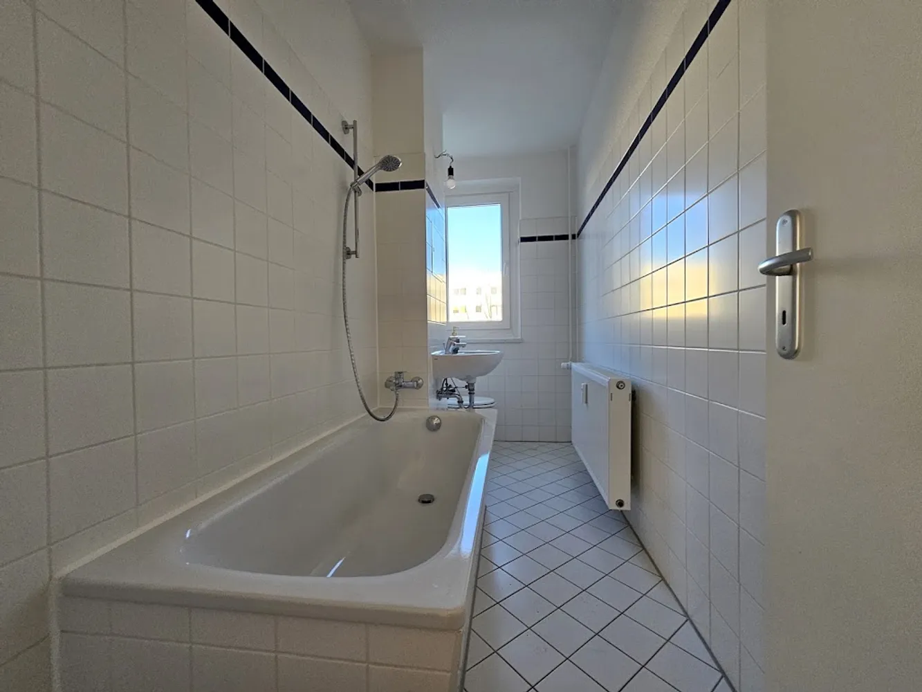3 Zimmer Wohnung mit 61 m² in Halle (Saale) – Bild 2