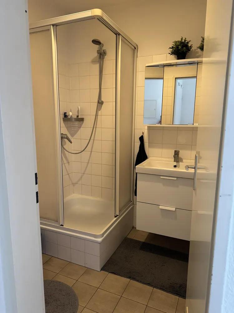 2 Zimmer Wohnung mit 42 m² in Köln – Bild 3