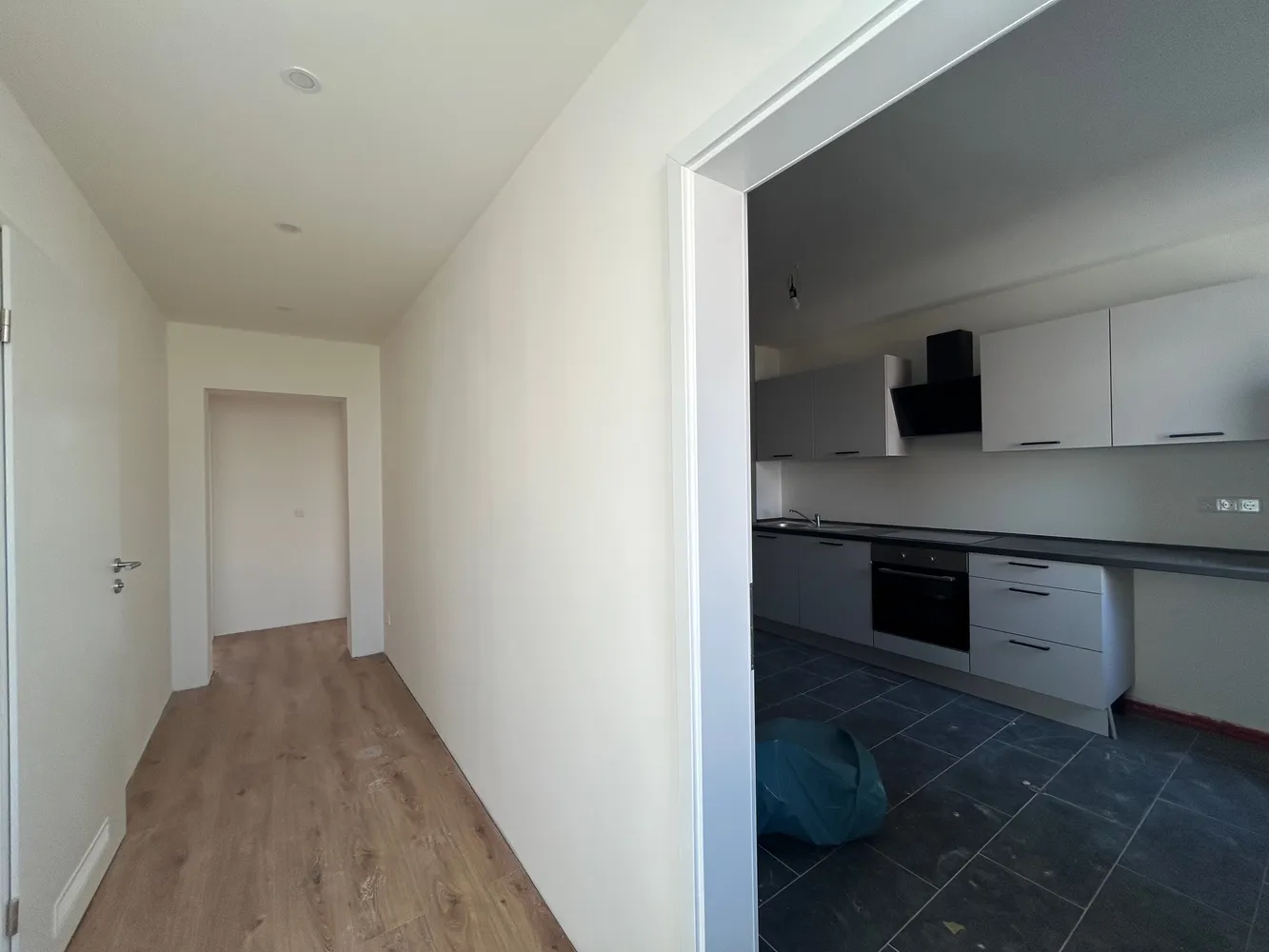 2 Zimmer Wohnung mit 67 m² in Aachen – Bild 4