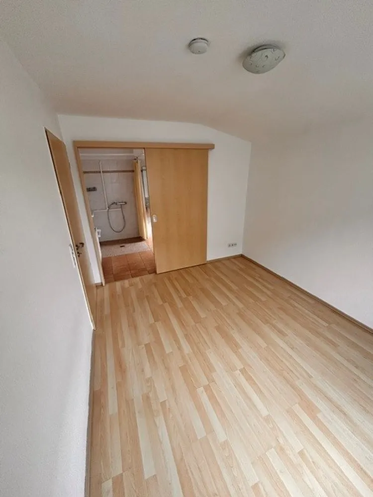 2 Zimmer Wohnung mit 64 m² in Delmenhorst – Bild 2