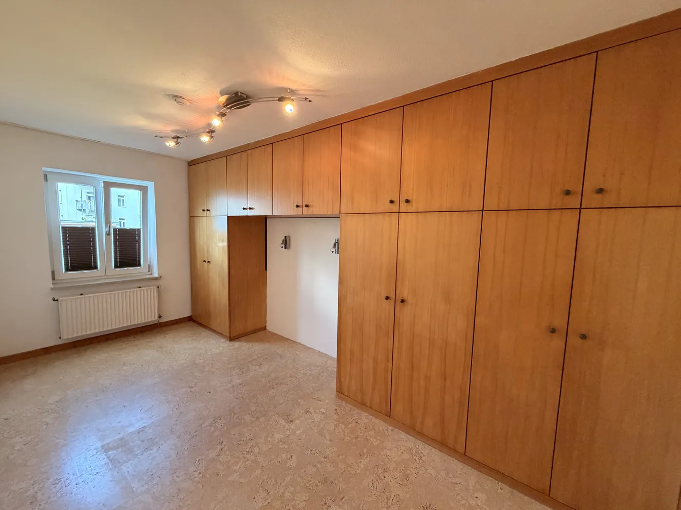 6 Zimmer Wohnung mit 110 m² in München – Bild 2