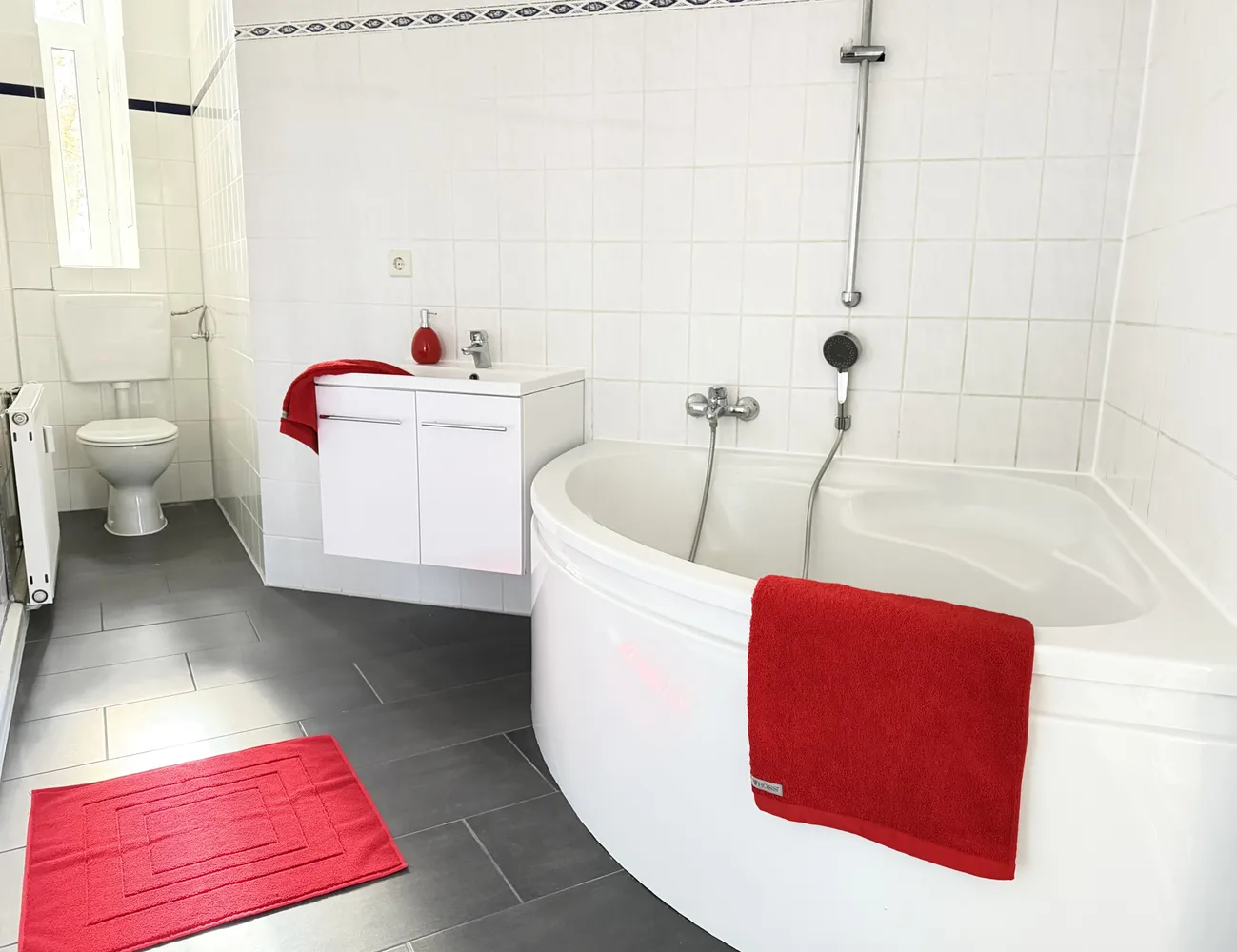 3 room apartment with 87 m² in Magdeburg – Photo 1