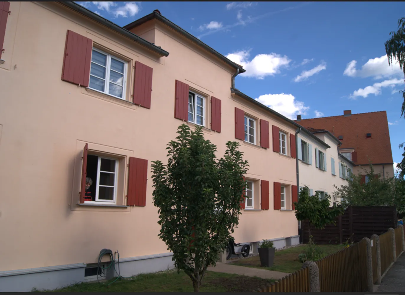 4 Zimmer Wohnung mit 107 m² in Nürnberg – Bild 2