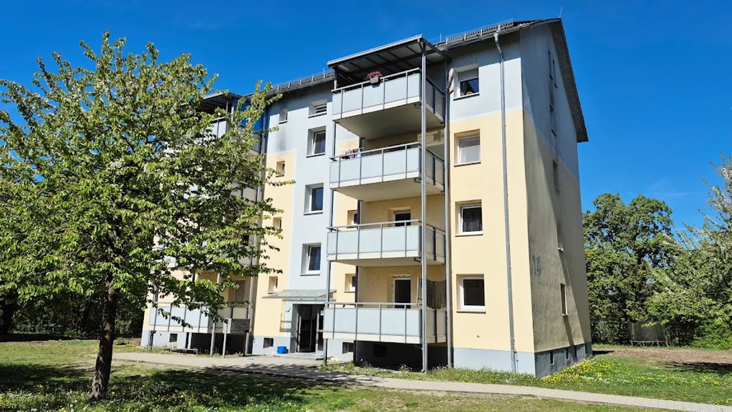 2 room apartment with 46 m² in Singen – Photo 2