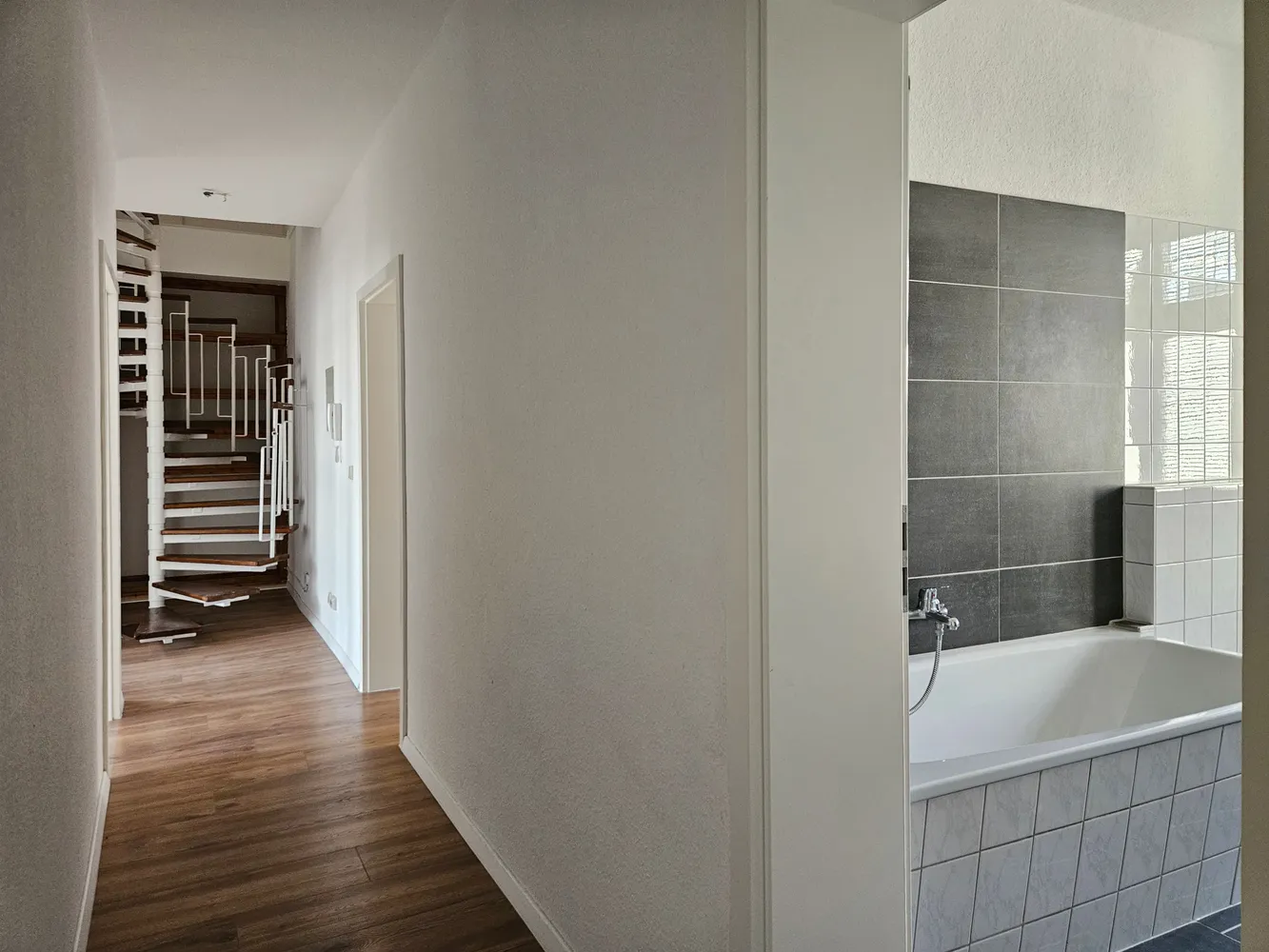 5 Zimmer Wohnung mit 116 m² in Magdeburg – Bild 5