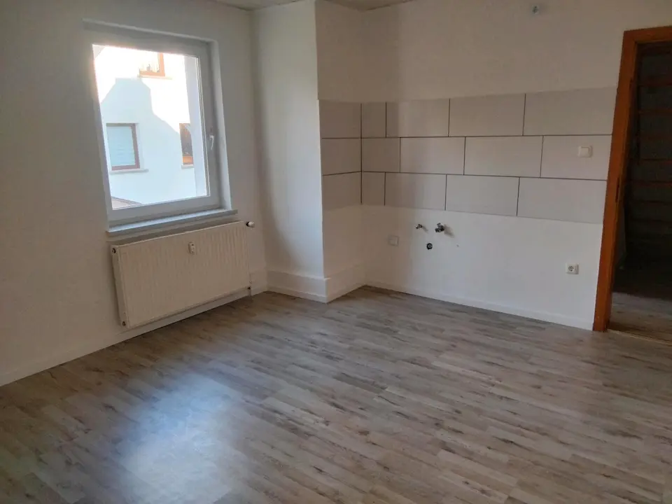 4 Zimmer Wohnung mit 110 m² in Suhl – Bild 6