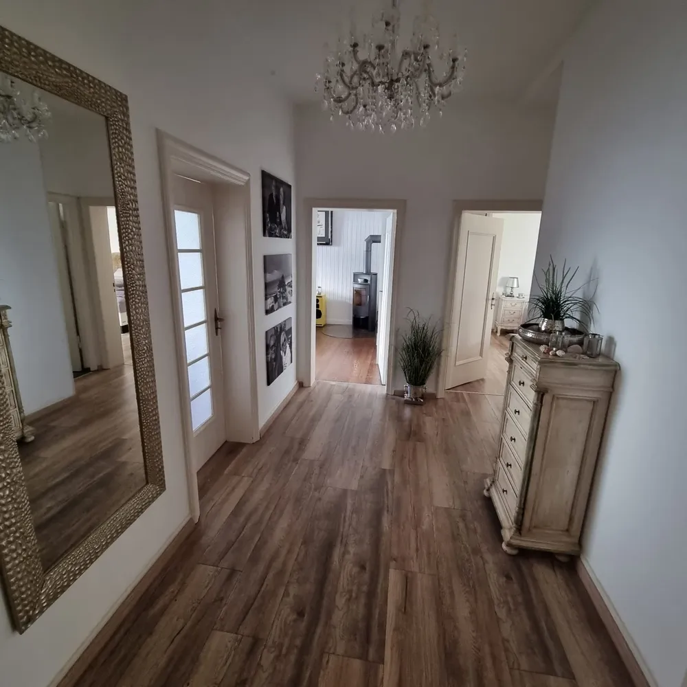 4 Zimmer Wohnung mit 105 m² in Hannover – Bild 1