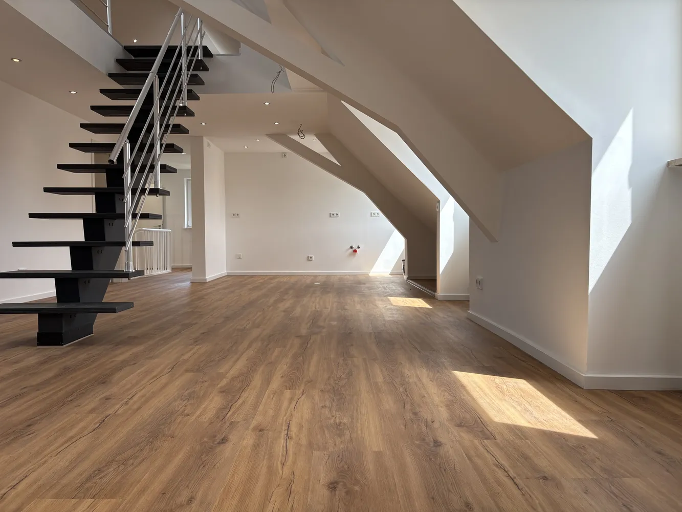 2 Zimmer Wohnung mit 106 m² in München – Bild 10