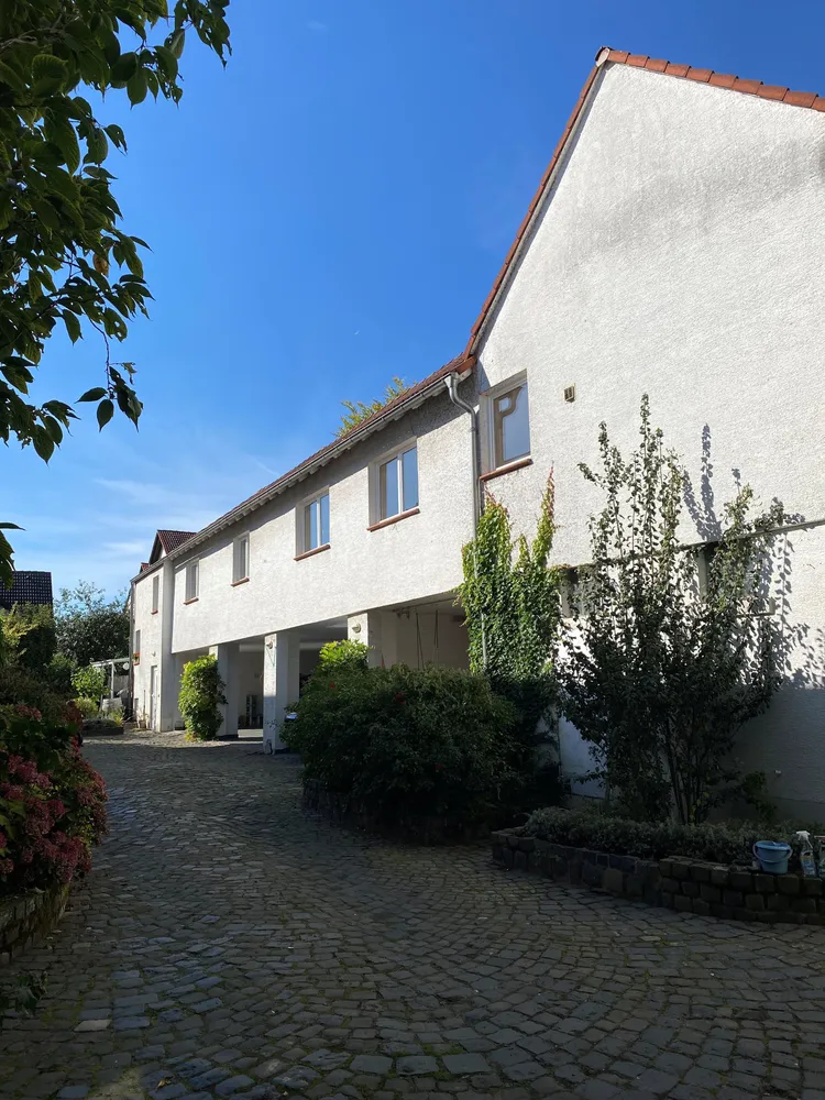 3 room apartment with 106 m² in Frankfurt am Main – Photo 1