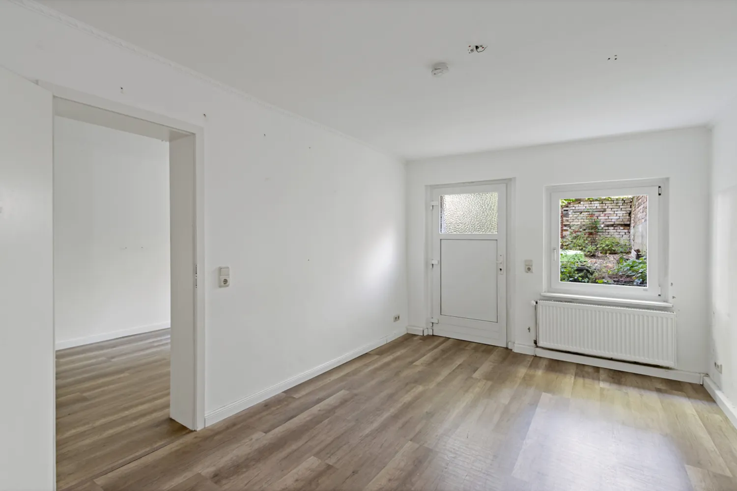 4 Zimmer Wohnung mit 92 m² in Halle (Saale) – Bild 2