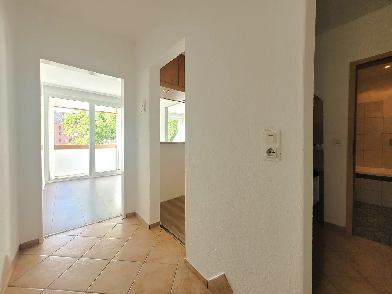 2 room apartment with 33 m² in Hanover – Photo 5