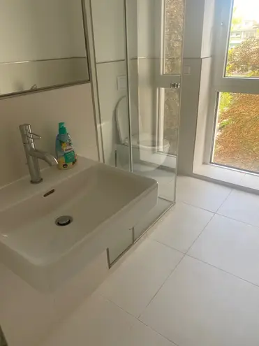 2 Zimmer Wohnung mit 81 m² in Berlin – Bild 3
