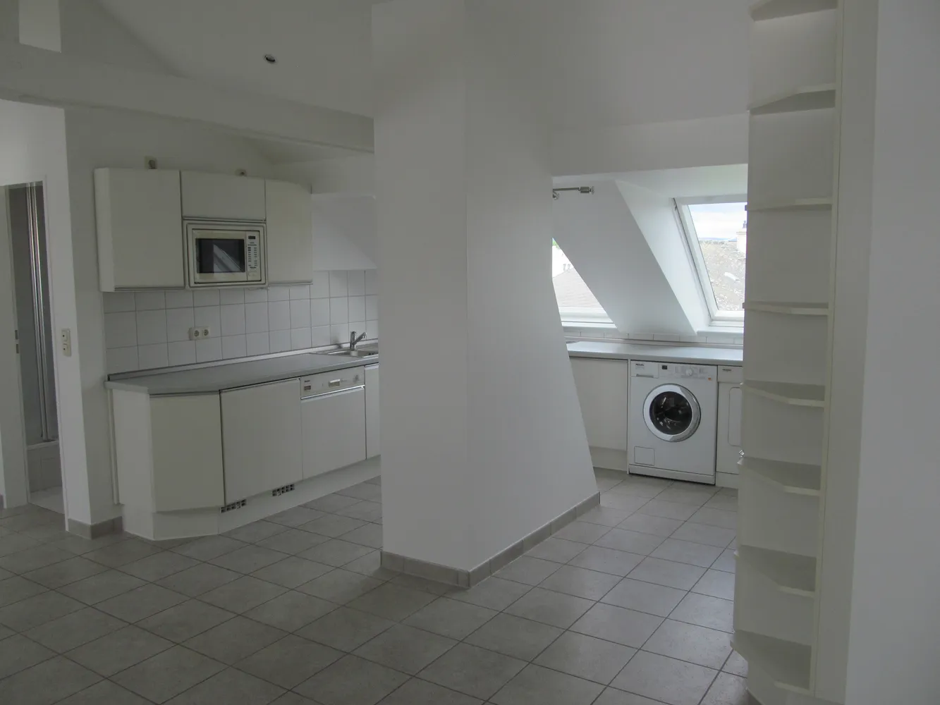 2 room apartment with 74 m² in Frankfurt am Main – Photo 4
