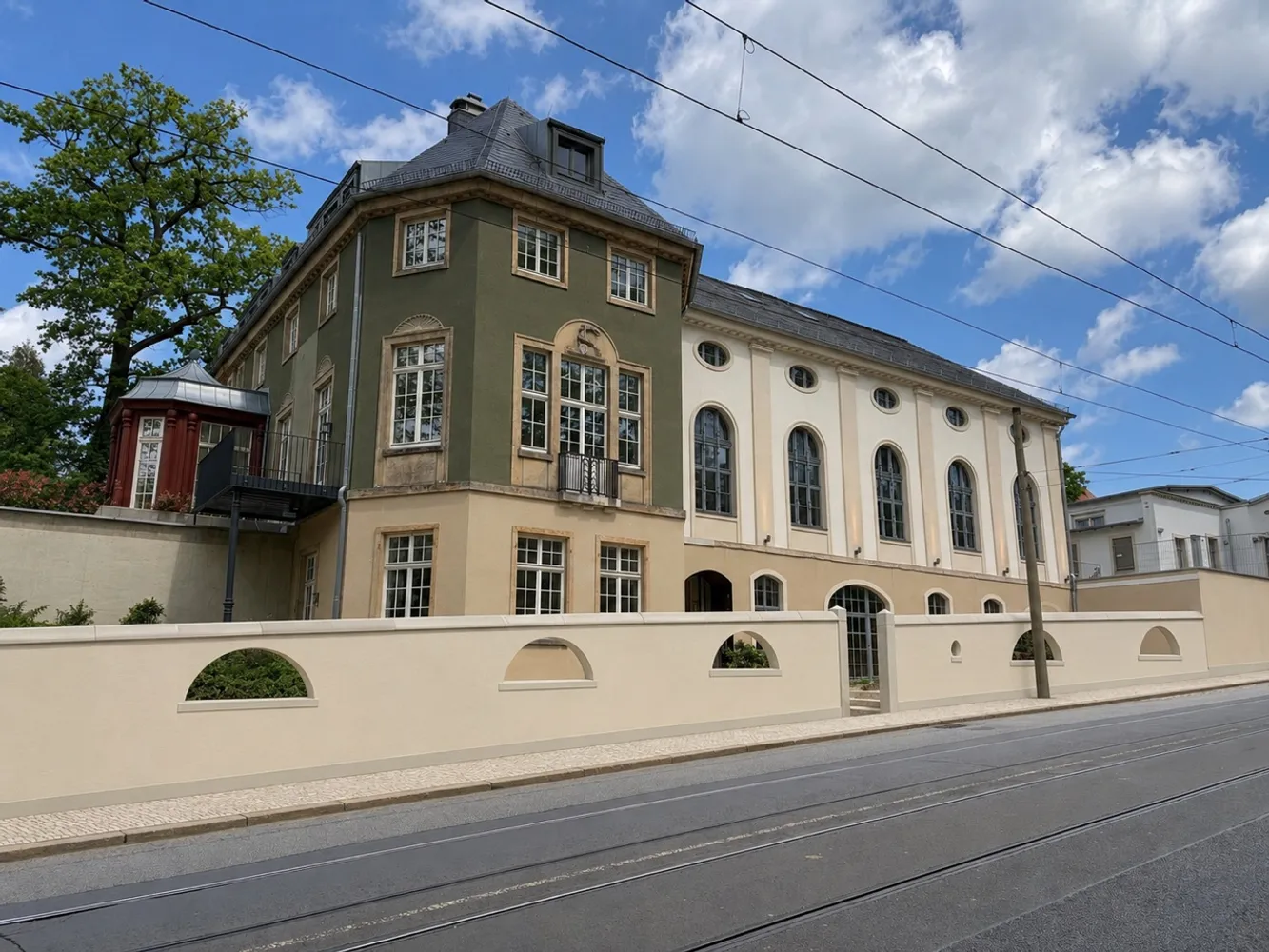 2 room apartment with 113 m² in Dresden – Photo 3