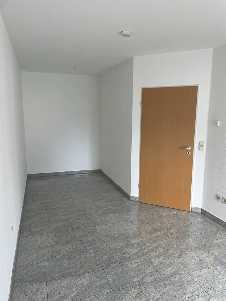 2 Zimmer Wohnung mit 75 m² in Leverkusen – Bild 3