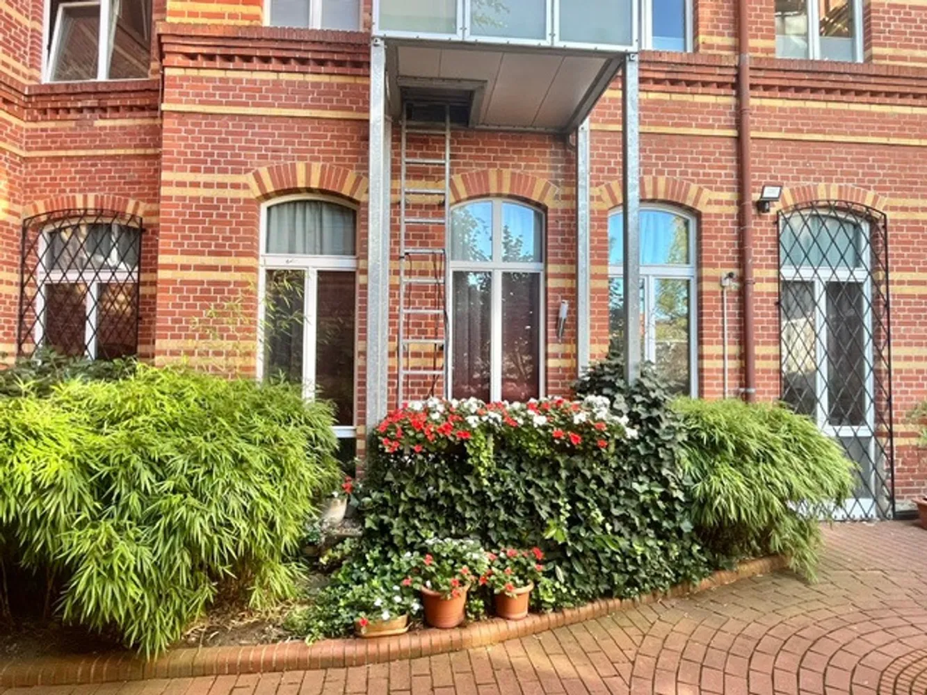 2 Zimmer Wohnung mit 72 m² in Erfurt – Bild 1