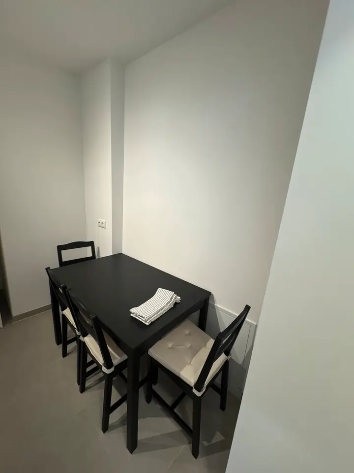 WG-Zimmer mit 12 m² in Aachen – Bild 3