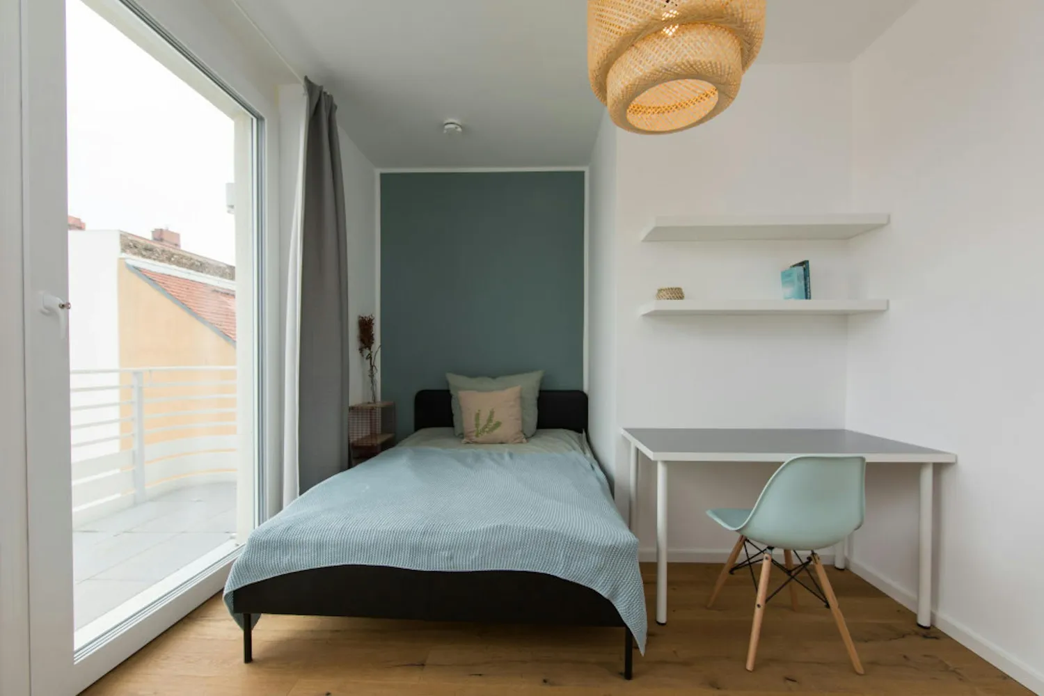 Shared room with 12 m² in Berlin – Photo 2
