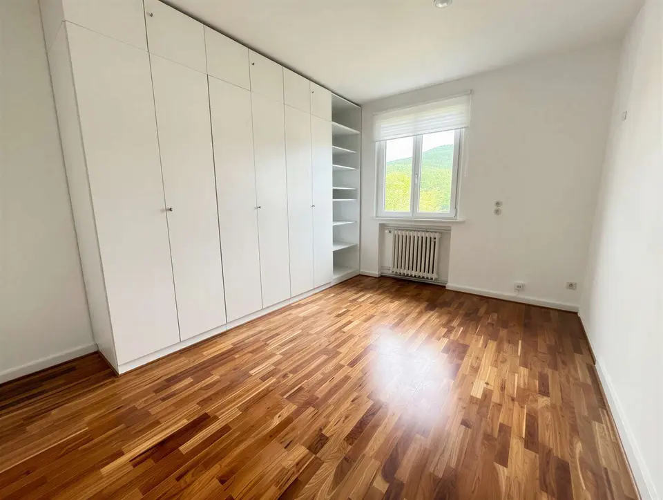5 Zimmer Wohnung mit 150 m² in Sonneberg – Bild 7
