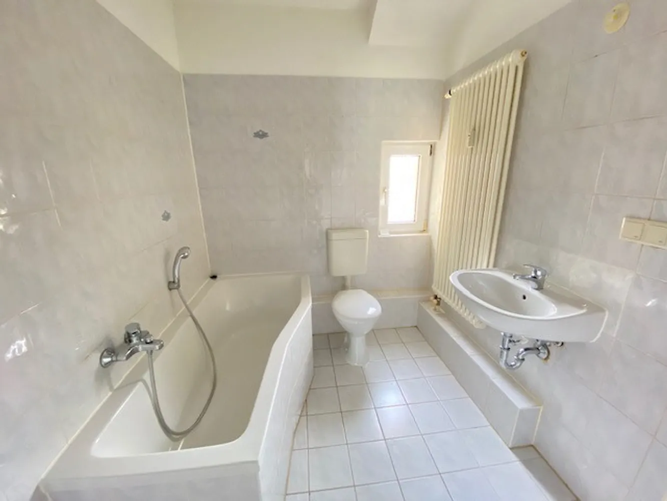 2 room apartment with 44 m² in Bitterfeld-Wolfen – Photo 1