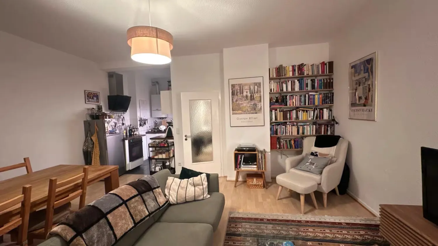 2 Zimmer Wohnung mit 55 m² in Düsseldorf – Bild 1