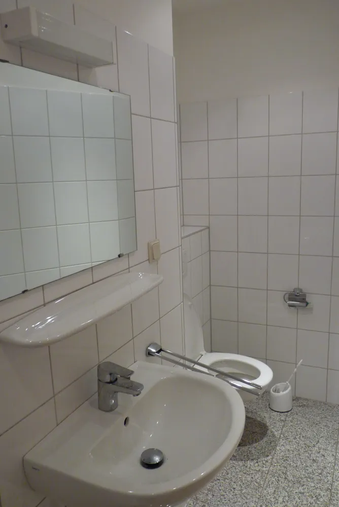 1 Zimmer Wohnung mit 35 m² in Köln – Bild 11