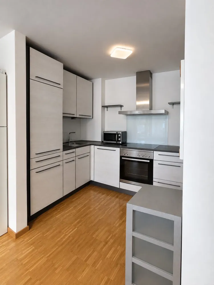 2 Zimmer Wohnung mit 60 m² in München – Bild 4