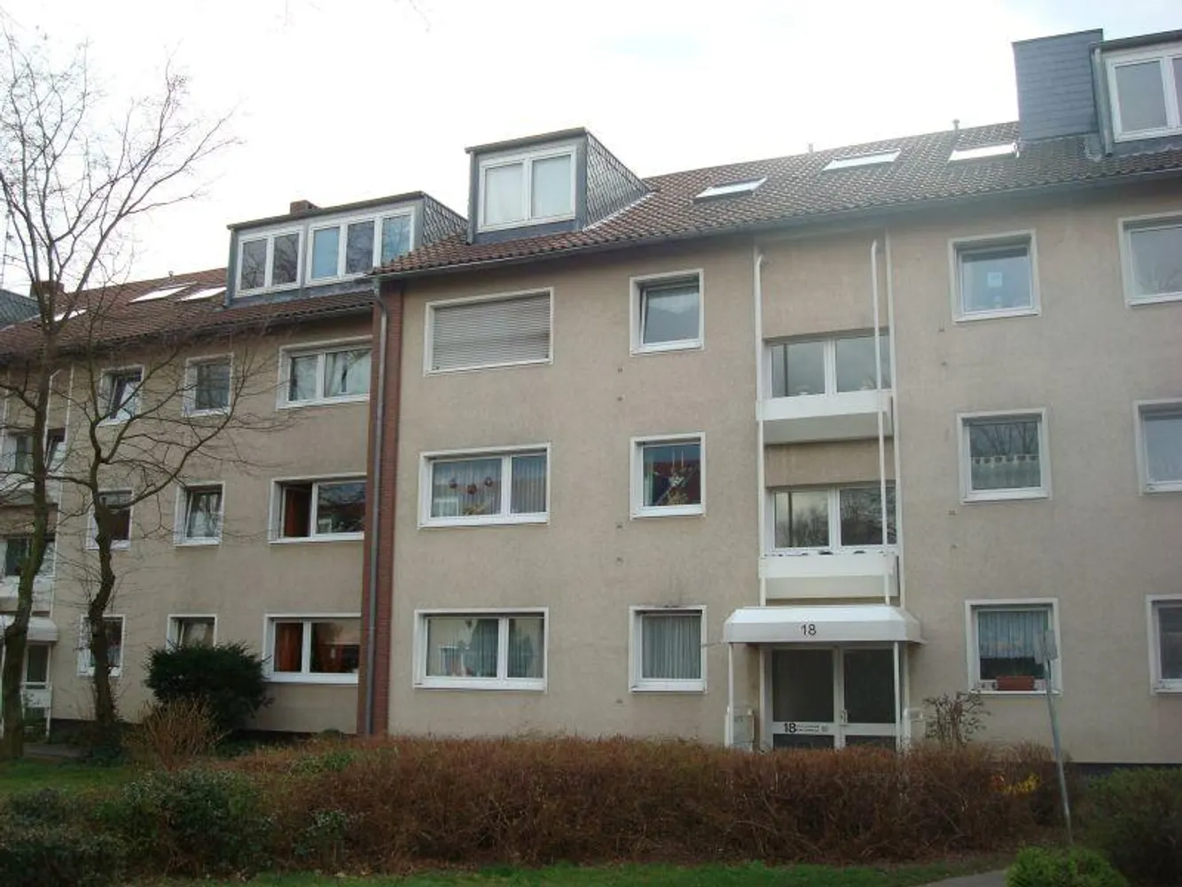 4 Zimmer Wohnung mit 97 m² in Köln – Bild 1