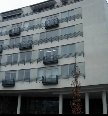 3 Zimmer Wohnung mit 105 m² in Berlin – Bild 1