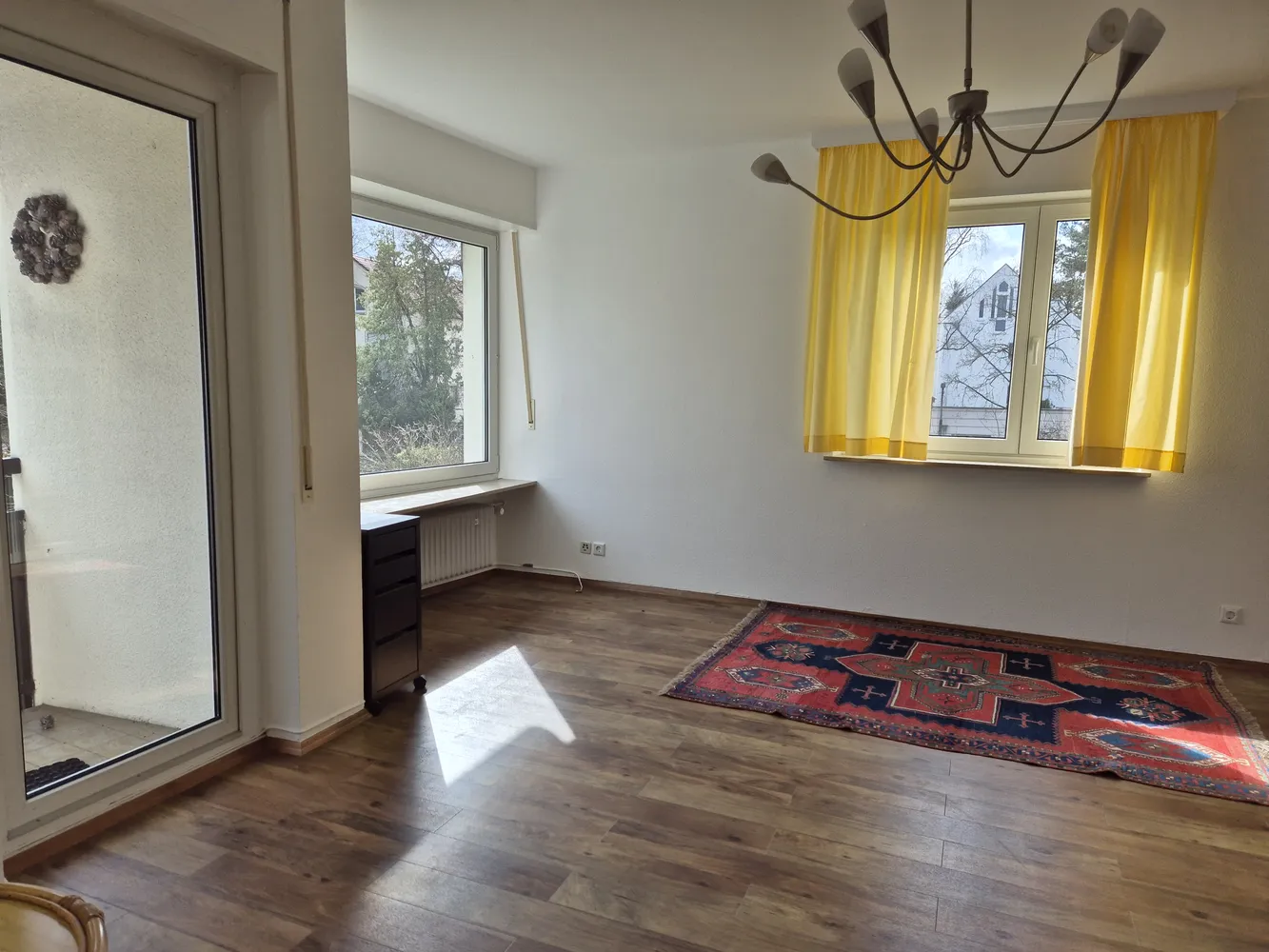 3 Zimmer Wohnung mit 80 m² in Nürnberg – Bild 2