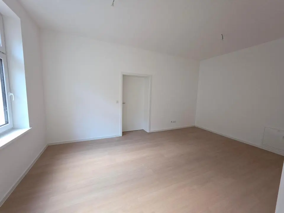 2 Zimmer Wohnung mit 76 m² in Suhl – Bild 3