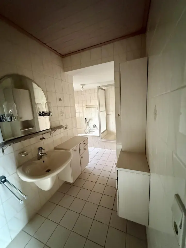 4 Zimmer Wohnung mit 160 m² in Michelstadt – Bild 4