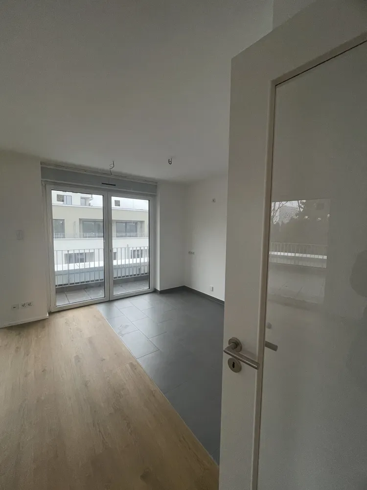 2 Zimmer Wohnung mit 73 m² in Karlsruhe – Bild 2