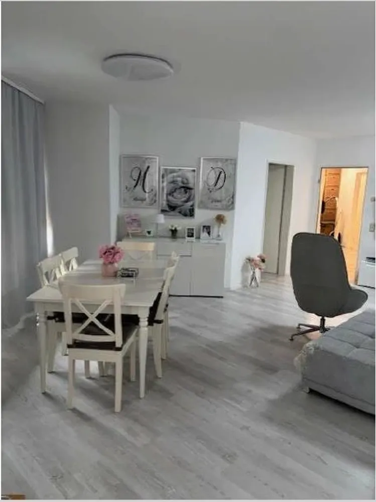 2 room apartment with 63 m² in Cologne – Photo 1