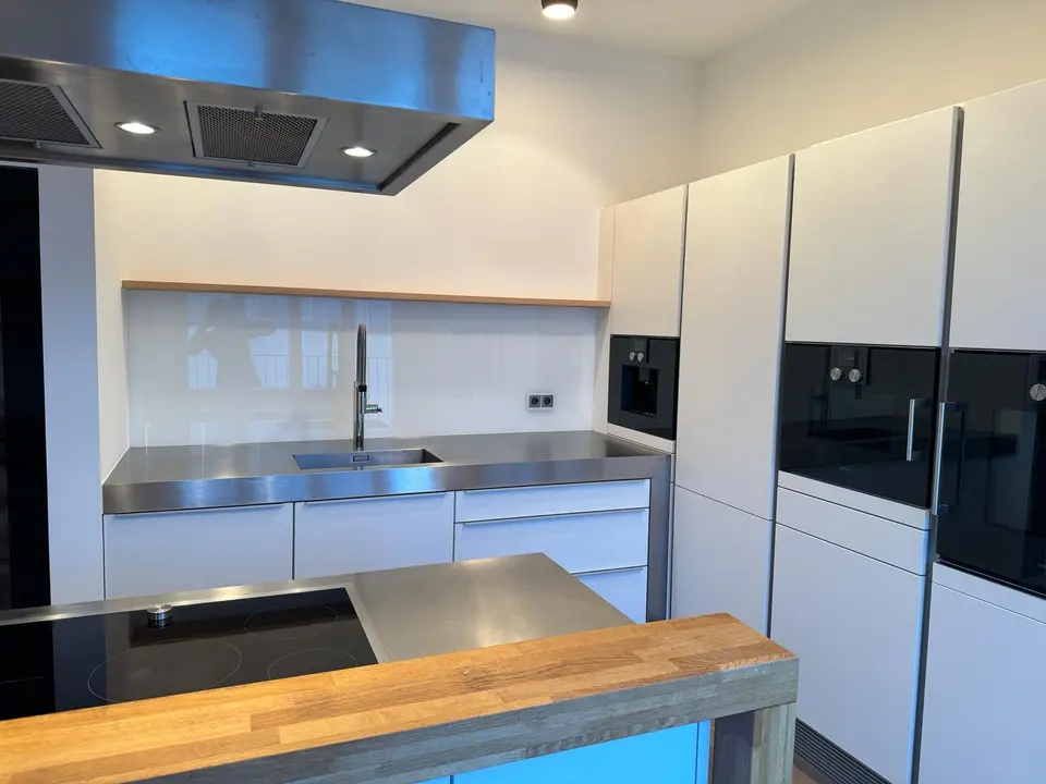4 Zimmer Wohnung mit 200 m² in Frankfurt am Main – Bild 6