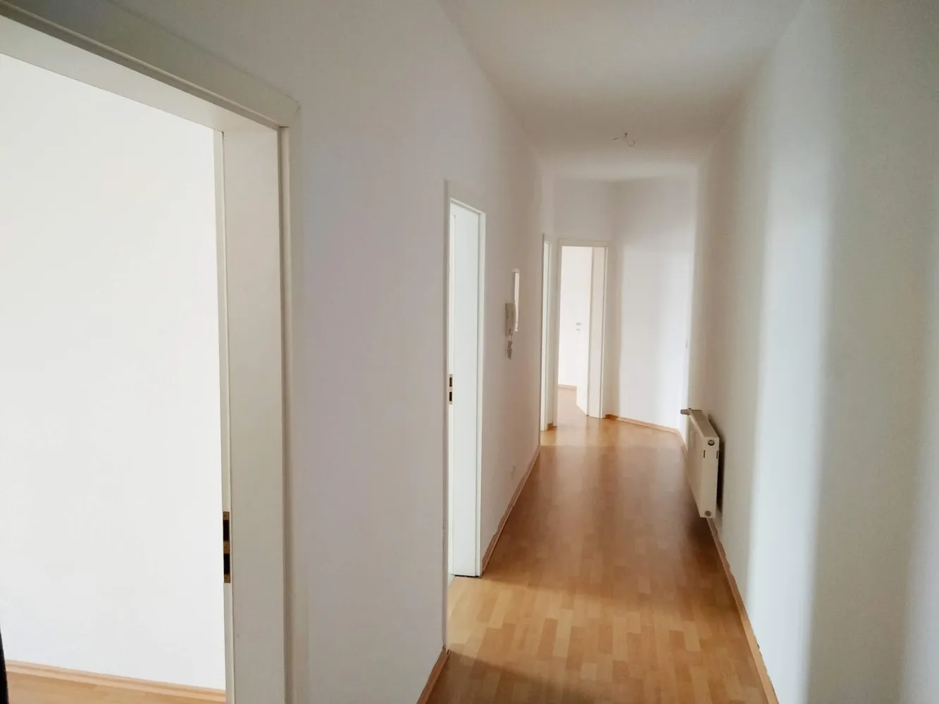 2 Zimmer Wohnung mit 65 m² in Magdeburg – Bild 2