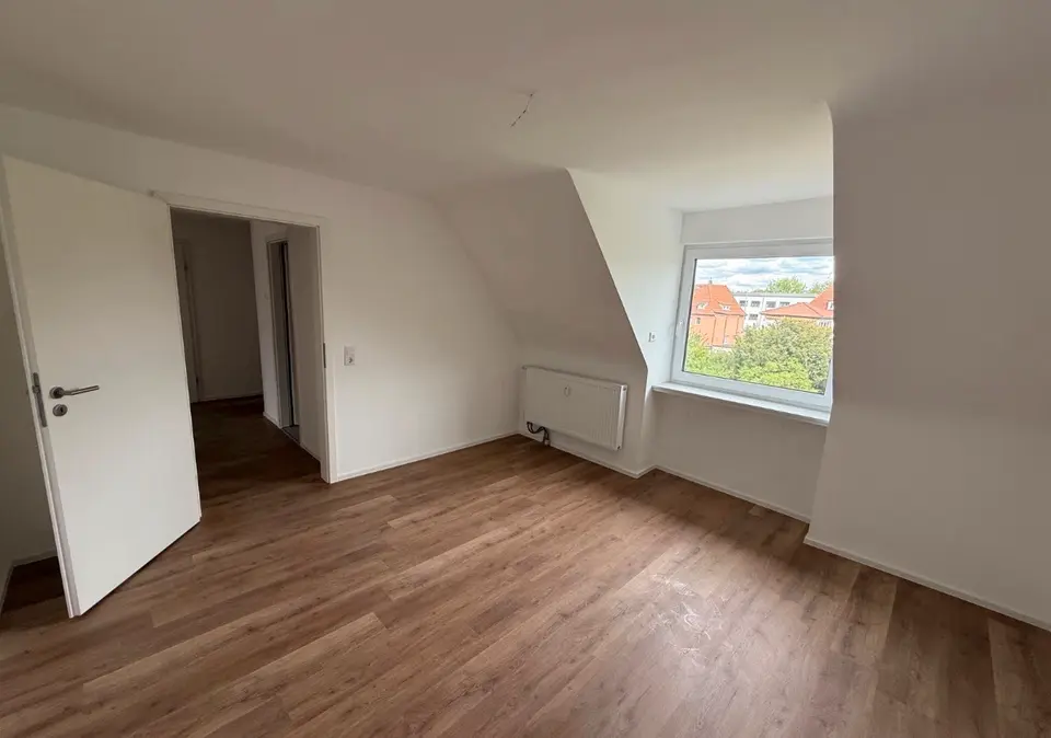 2 Zimmer Wohnung mit 70 m² in Kassel – Bild 1