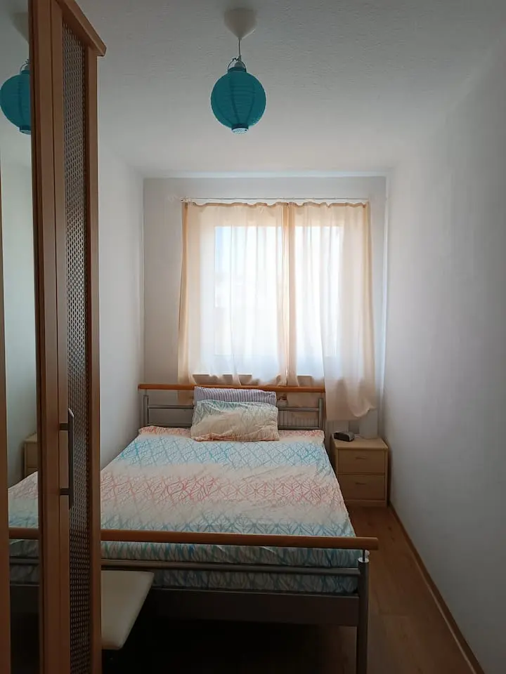 WG-Zimmer mit 10 m² in Frankfurt am Main – Bild 2