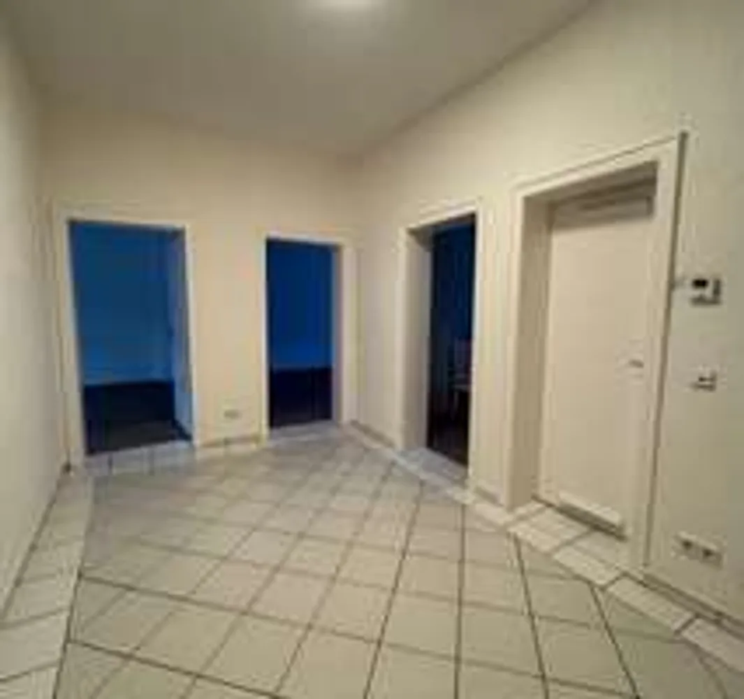 2 Zimmer Wohnung mit 75 m² in Hannover – Bild 2