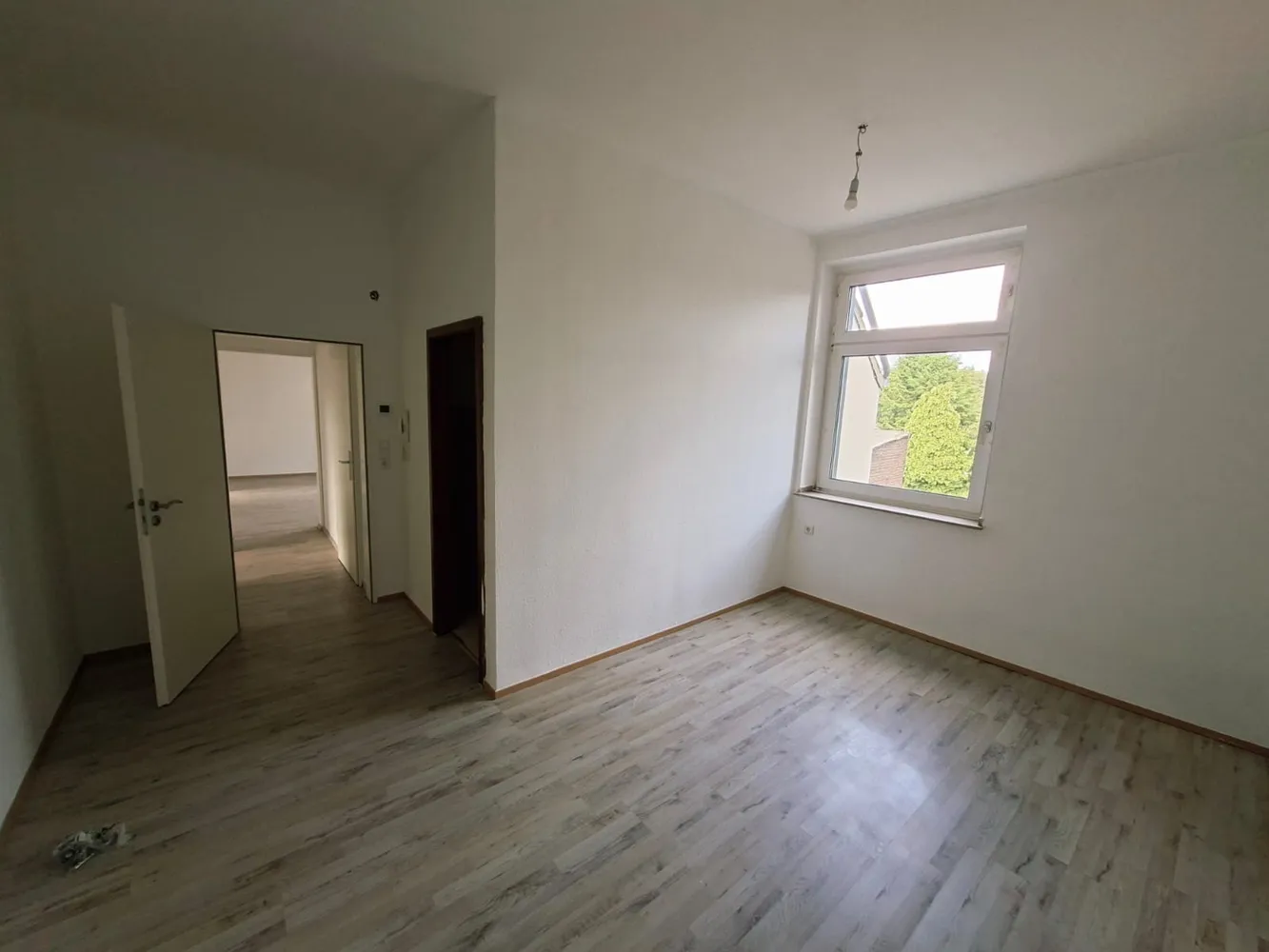 4 room apartment with 95 m² in Gelsenkirchen – Photo 3